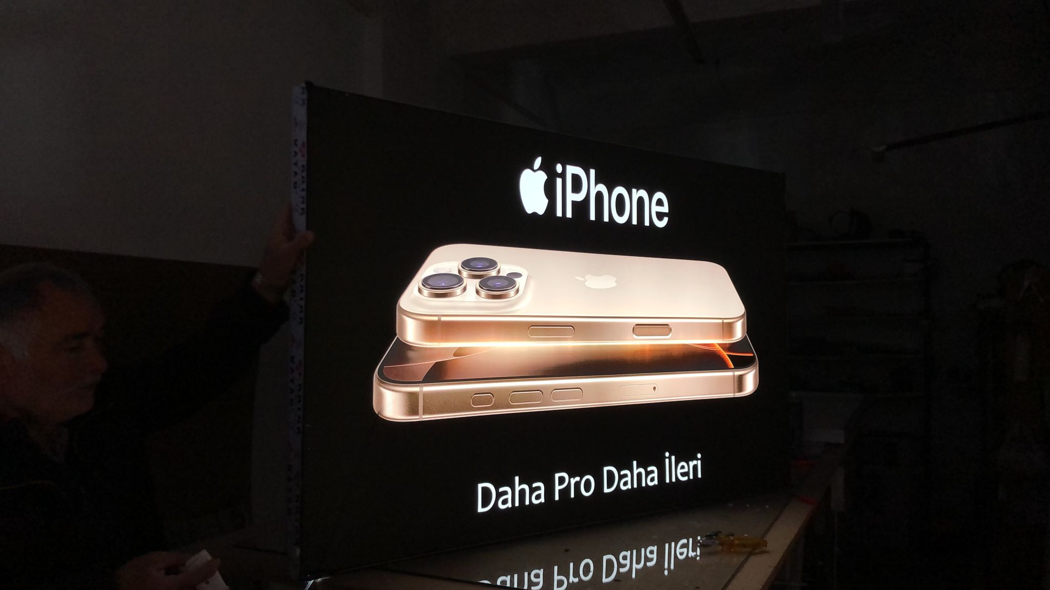 Lightbox Tabela Nedir? Neden Bu Kadar Tercih Ediliyor? (2026 Rehberi)