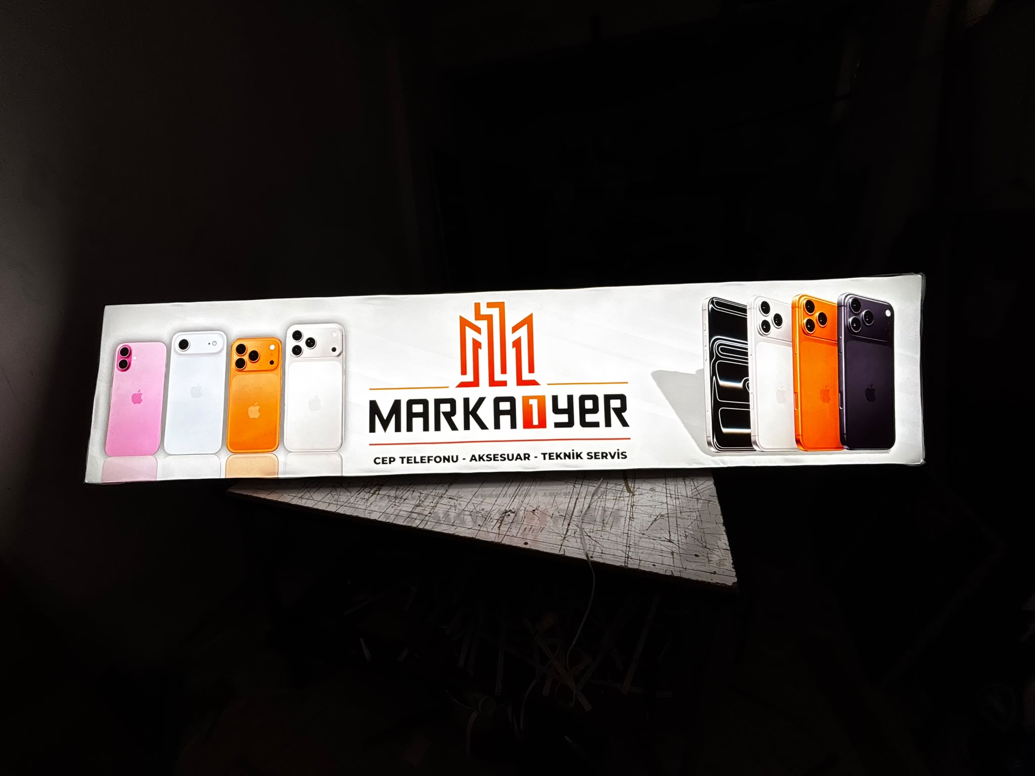 Lightbox Tabela Nedir? İşletmeniz İçin Doğru Lightbox Seçme Rehberi